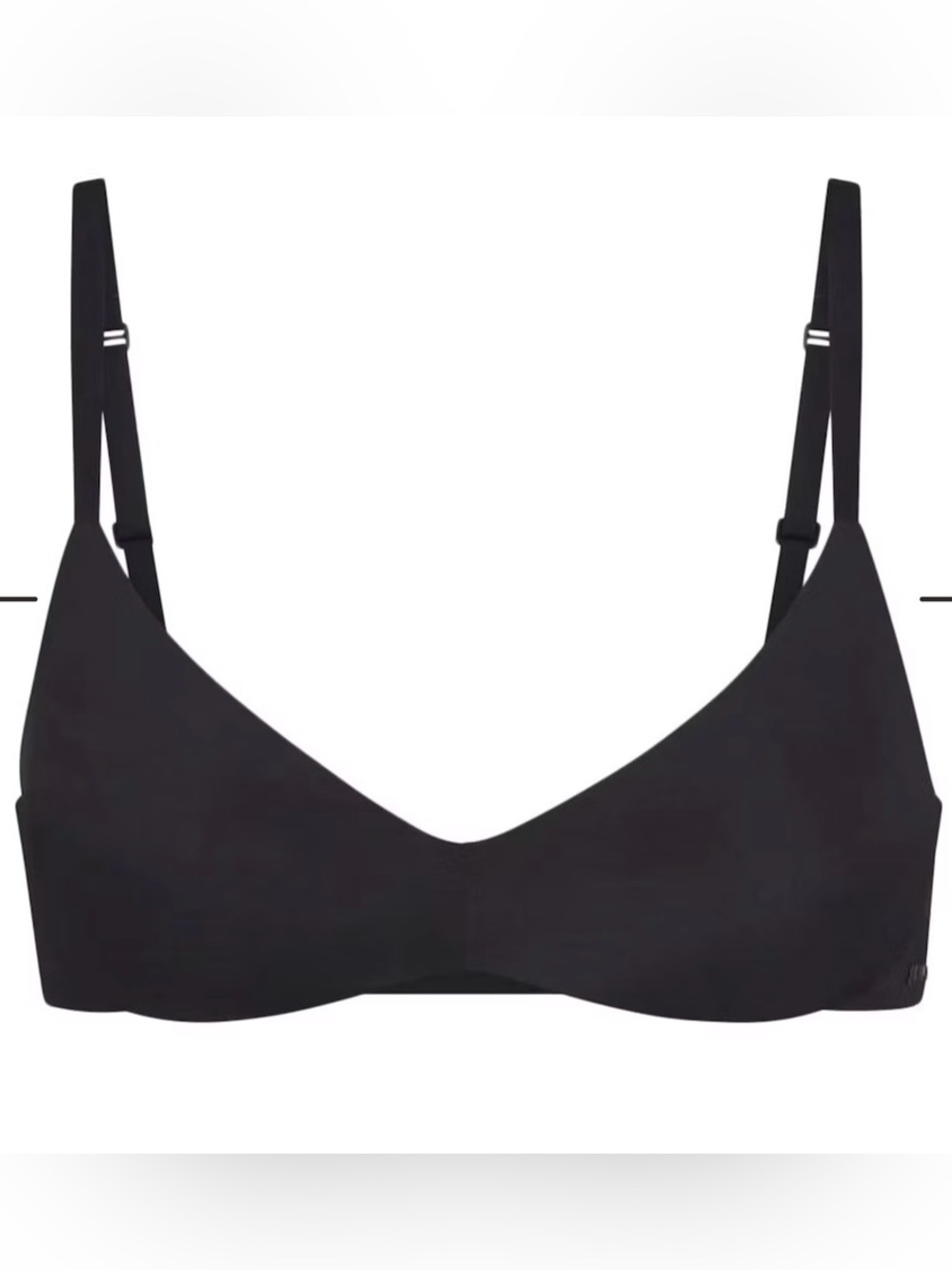 Brand new Skims wireless form push up plunge bra onyx black 36A